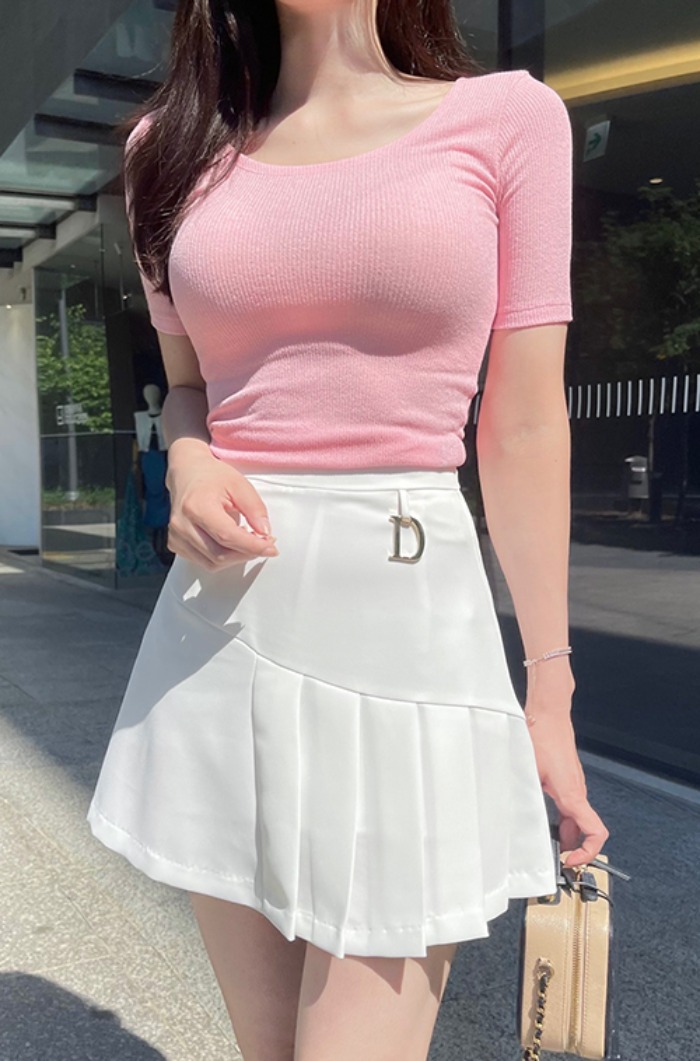 D_ring skirt
